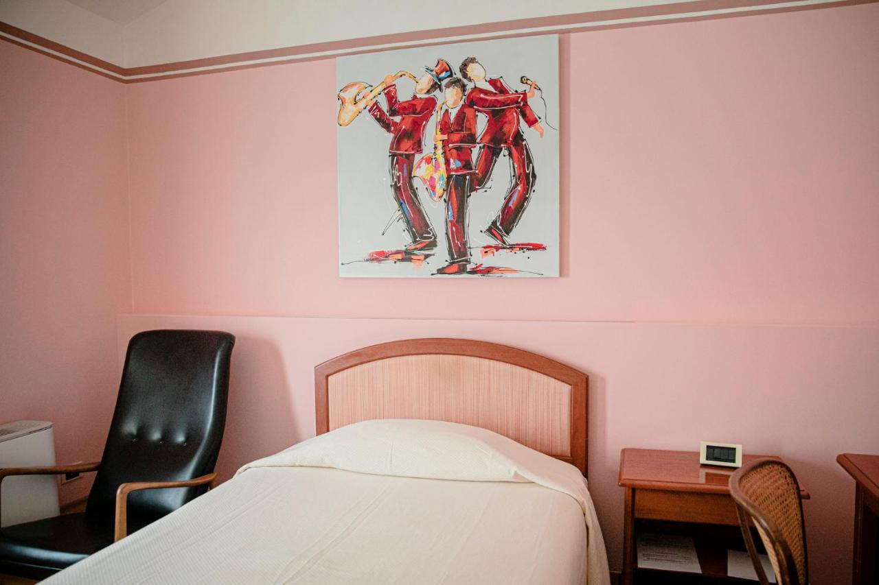 Hotel San Genesio Fabbrico Esterno foto