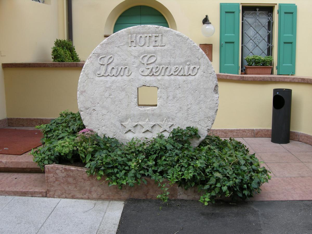 Hotel San Genesio Fabbrico Esterno foto